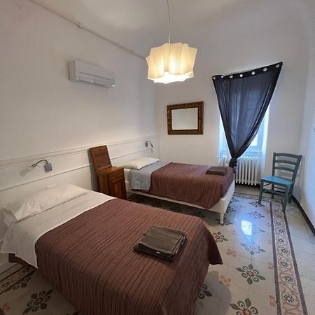 Casa Del Poeta Appartement Riva Ligure Buitenkant foto