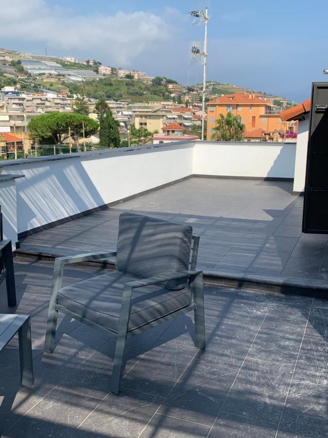 Casa Del Poeta Appartement Riva Ligure Buitenkant foto