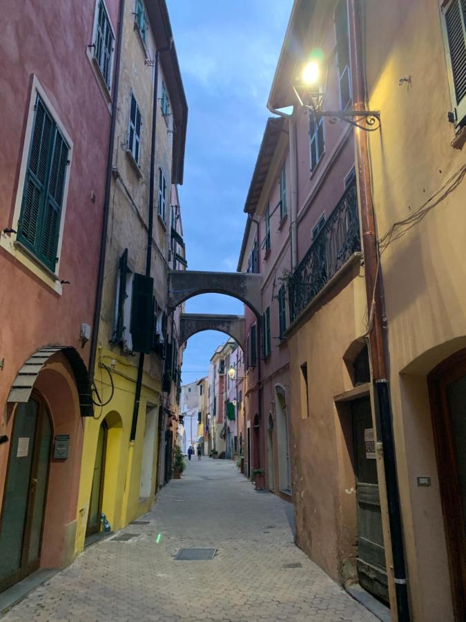 Casa Del Poeta Appartement Riva Ligure Buitenkant foto