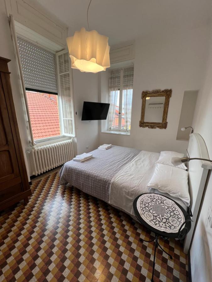 Casa Del Poeta Appartement Riva Ligure Buitenkant foto