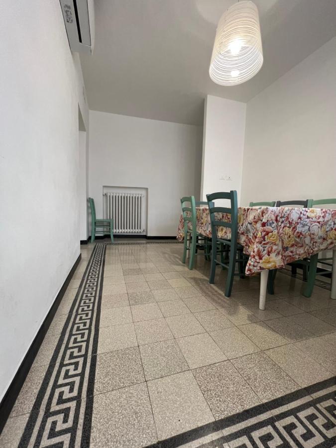 Casa Del Poeta Appartement Riva Ligure Buitenkant foto
