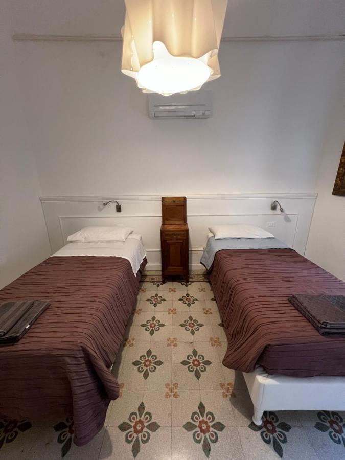 Casa Del Poeta Appartement Riva Ligure Buitenkant foto