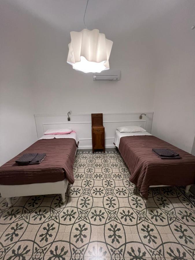 Casa Del Poeta Appartement Riva Ligure Buitenkant foto